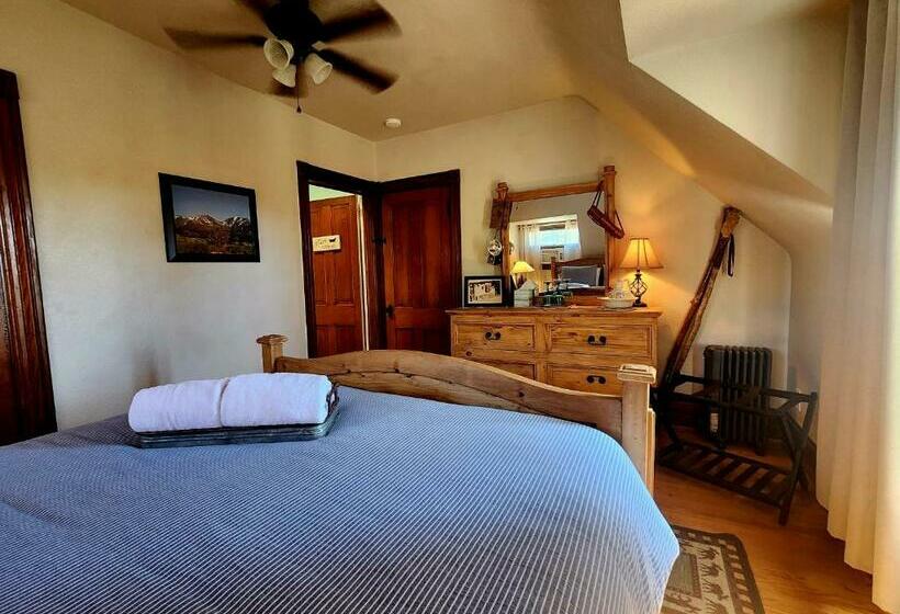 스탠다드 트리플 룸, Downen House Bed & Breakfast