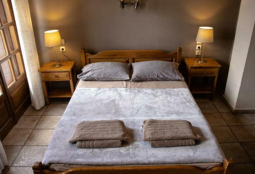 חדר סטנדרט, Defkalion