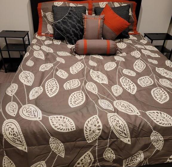 高级大房间, Gigi