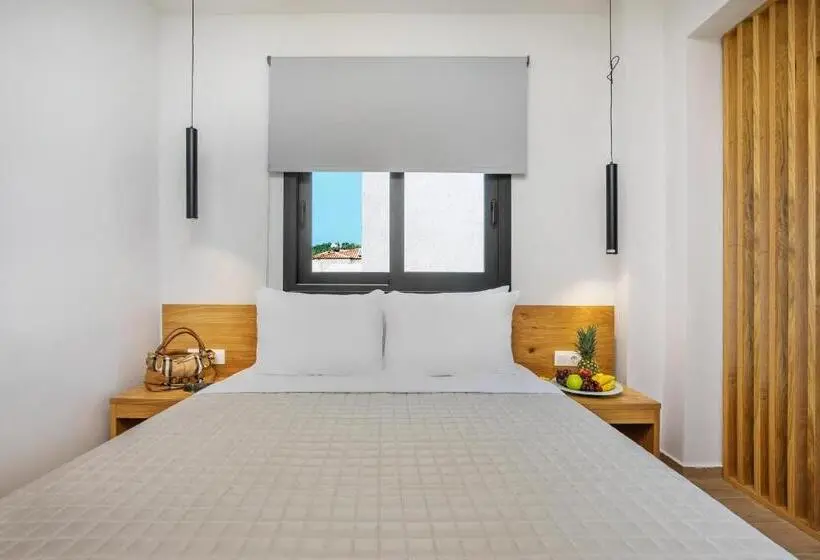 庭の見えるスタンダードトリプルルーム, Alexmare Hotel Fourka