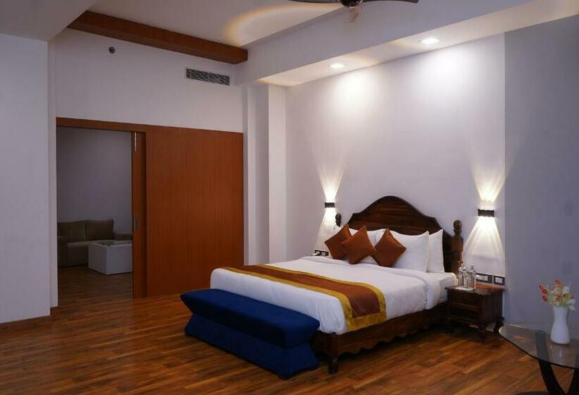 اتاق لوکس, Himal Resort