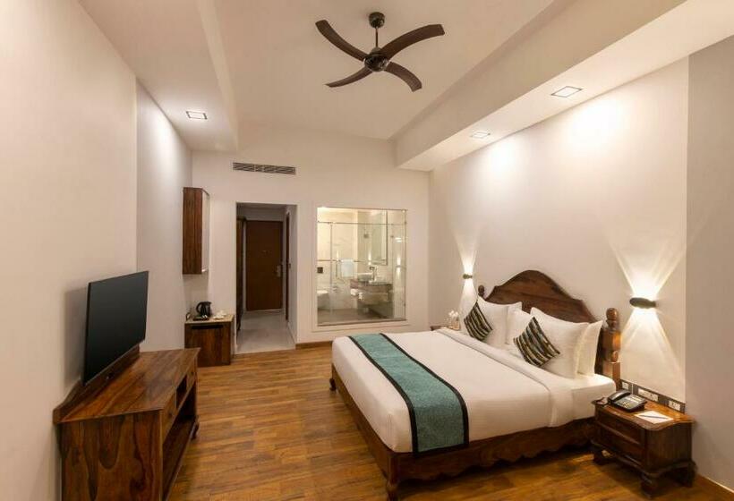 اتاق اجرایی, Himal Resort