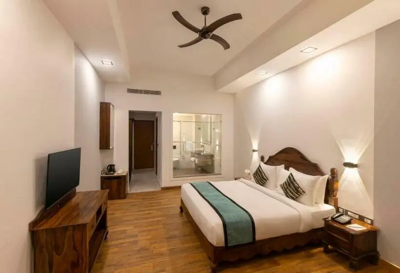 اتاق اجرایی, Himal Resort