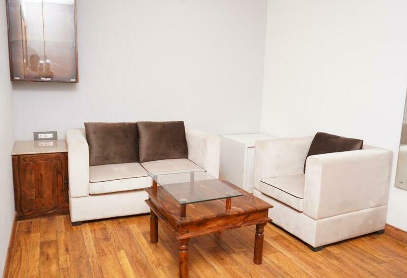 سوییت, Himal Resort