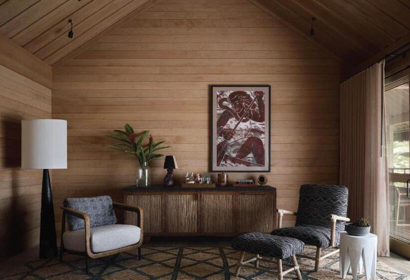 2 Bedrooms Apartment Lake View, Kona Village A Rosewood Resort