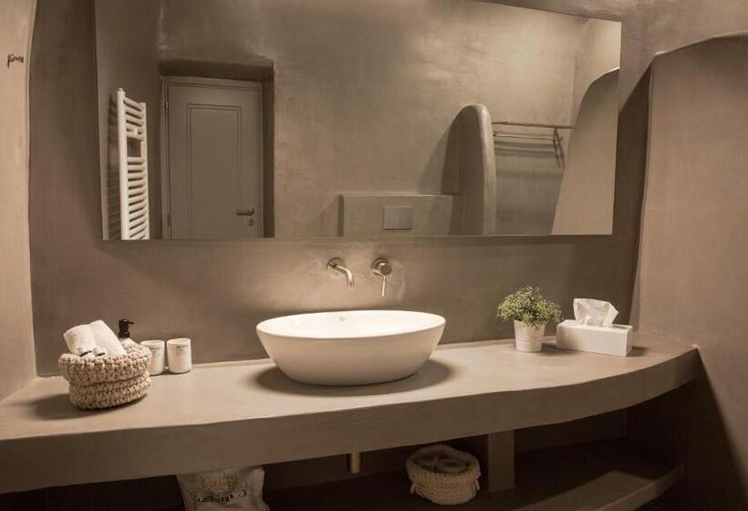 Suite 2 Quartos, Cydonia Caves