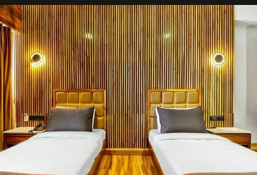 标准间, The Park Celebration