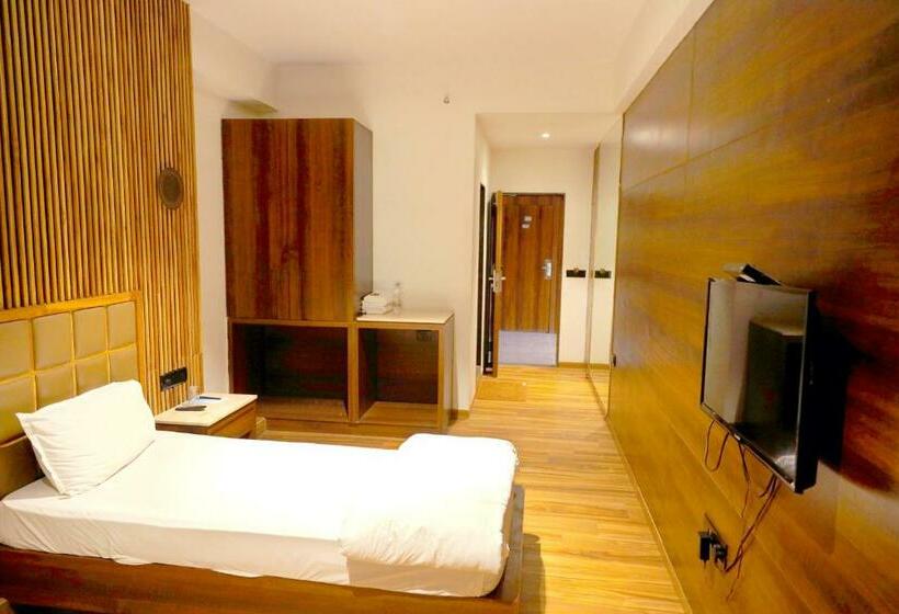 标准间, The Park Celebration