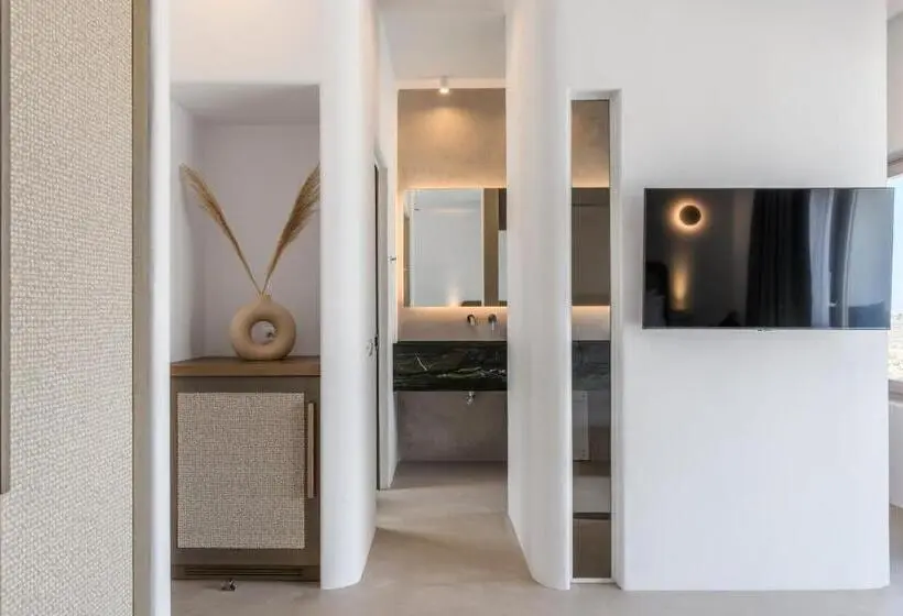 プール付きジュニアスイート, Muro Suites