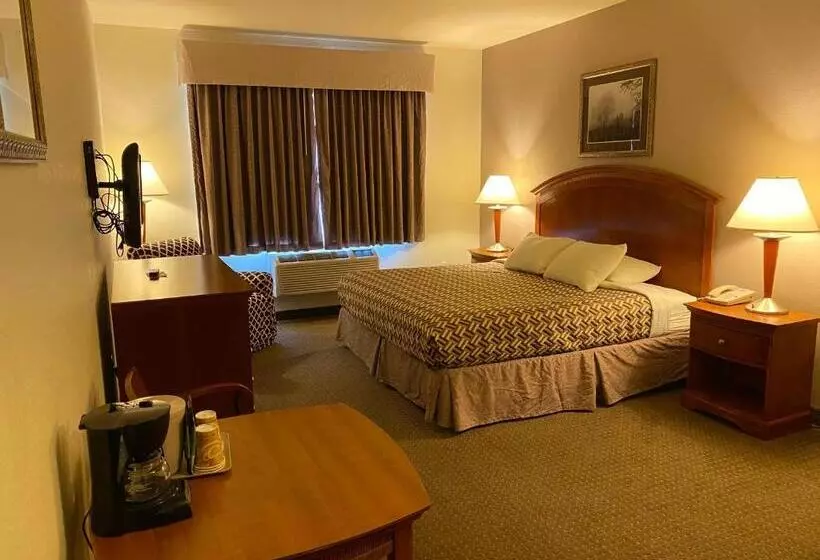 キングサイズベッドのスタンダードルーム, A Riverside Inn Travelodge By Wyndham