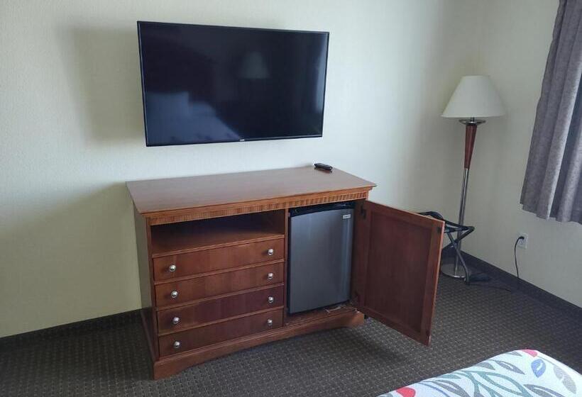 غرفة قياسية لذوى الاحتياجات الخاصة, A Riverside Inn Travelodge By Wyndham