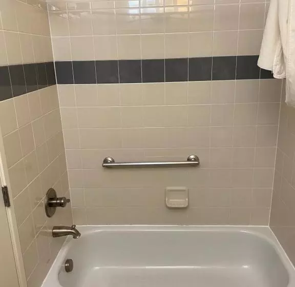 スタンダードルーム, A Riverside Inn Travelodge By Wyndham
