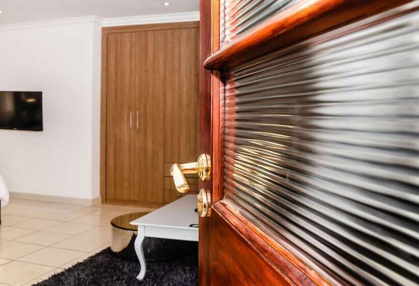 스위트, Gardenia Boutique