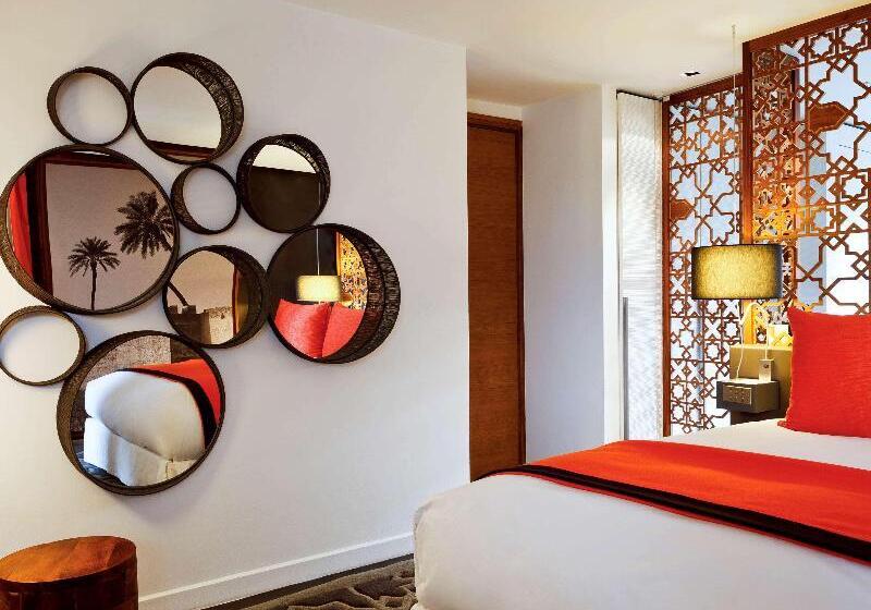 غرفة قياسية لذوى الاحتياجات الخاصة, Hampton Inn & Suites Deland