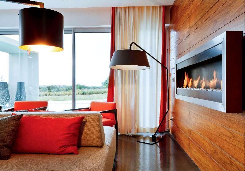 غرفة قياسية لذوى الاحتياجات الخاصة, Hampton Inn & Suites Deland