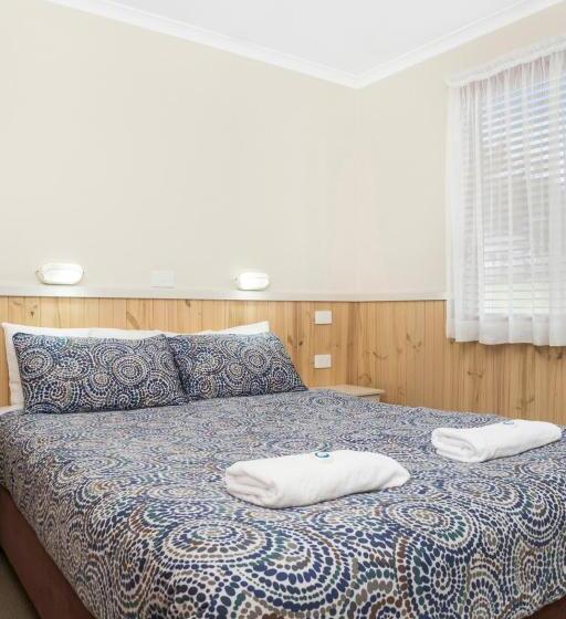 Дом 2 Спальни, Kendalls Beach Holiday Park