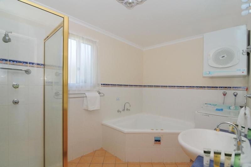 בית, 2 חדרי שינה, Kendalls Beach Holiday Park