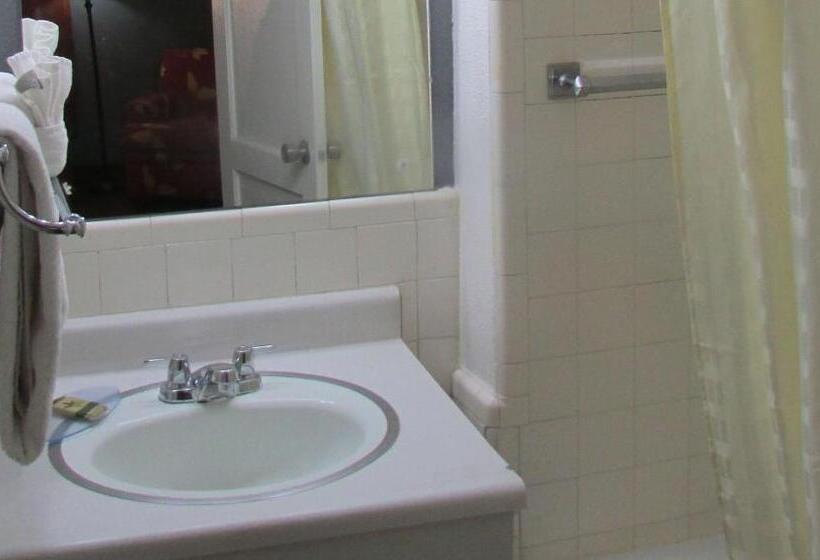 Стандартный Номер Кровать Кинг, Magnuson Cedar City