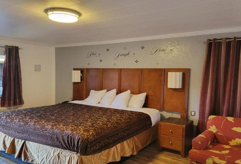 Номер Deluxe Кровать Кинг, Magnuson  Cedar City