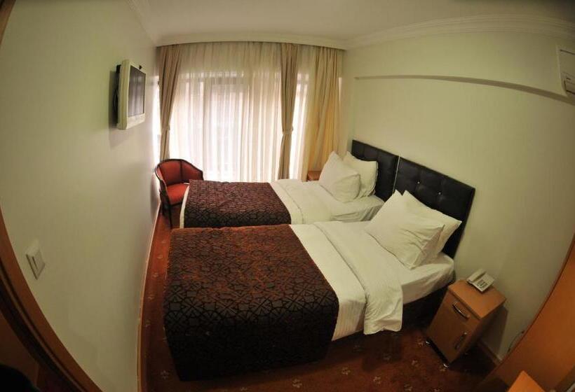 スタンダードルーム, Palace Point