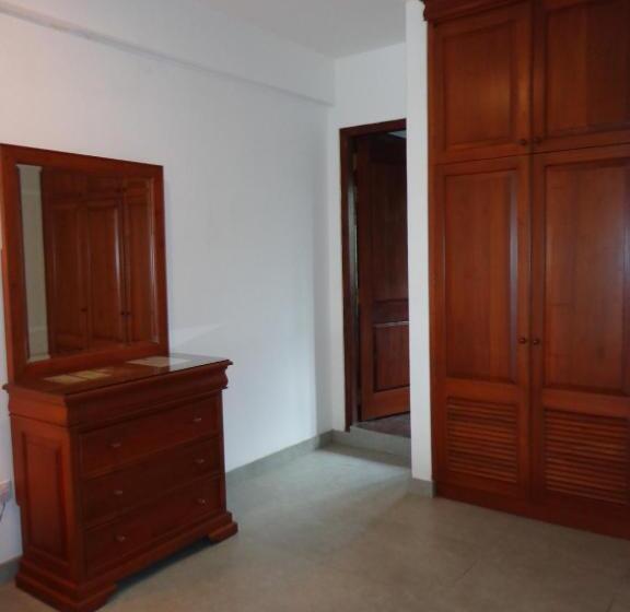 패밀리 스위트, Paradise Beach Club