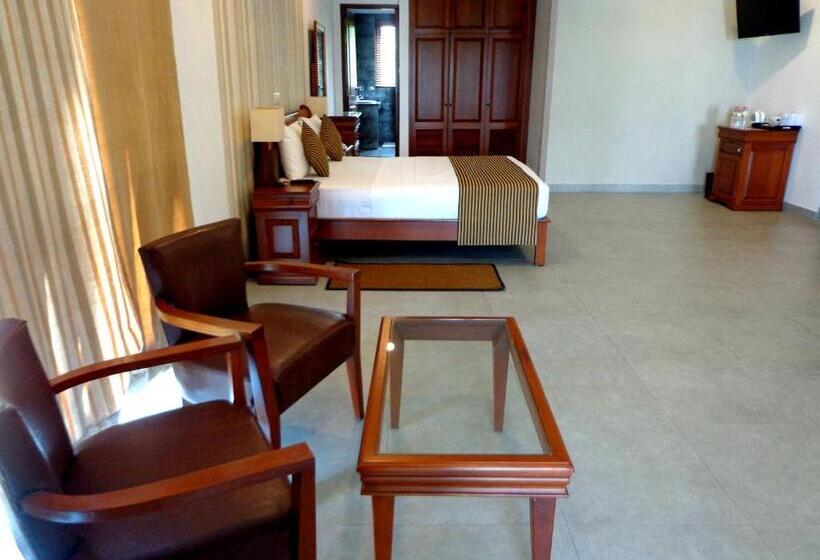 패밀리 스위트, Paradise Beach Club