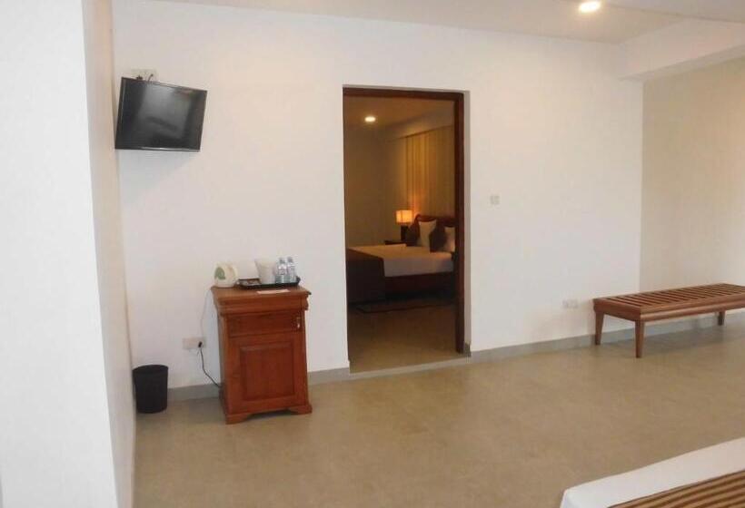 패밀리 스위트, Paradise Beach Club