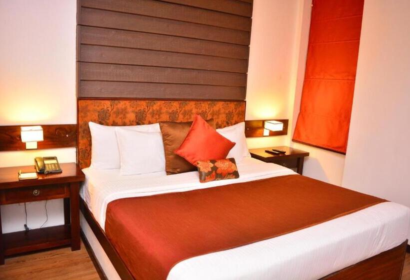 Номер Стандарт с Балконом, Unique Cottages