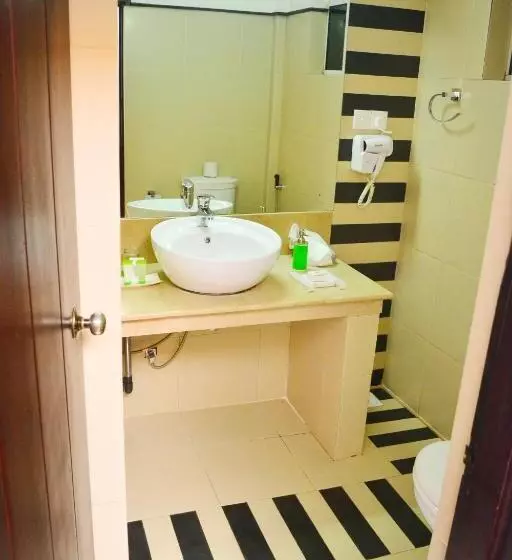 Deluxe Kolmen Hengen Huone, Unique Cottages