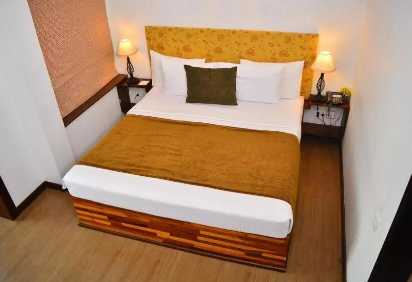 Deluxe Kolmen Hengen Huone, Unique Cottages