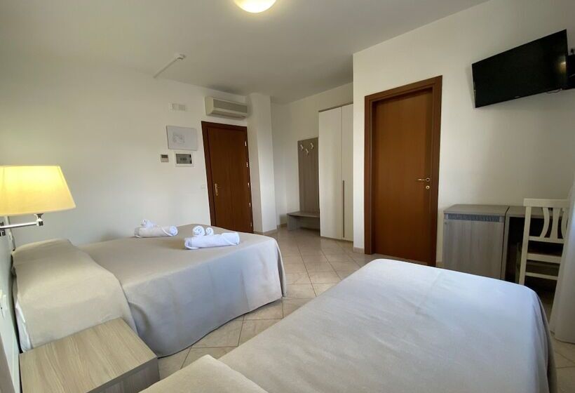 غرفة كومفورت ثلاثية, Victoria