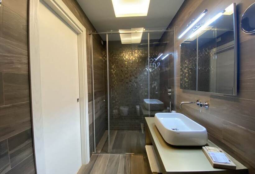 غرفة ديلوكس سرير كينج, Victoria