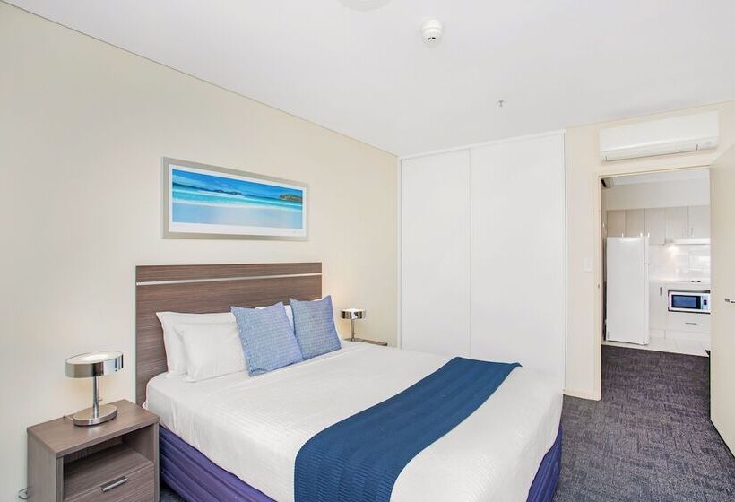 דירת חדר, Hume Serviced Apartments