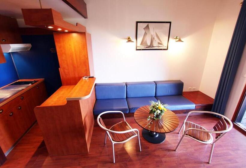 آپارتمان 1 خوابه, Residence Castell'Verde