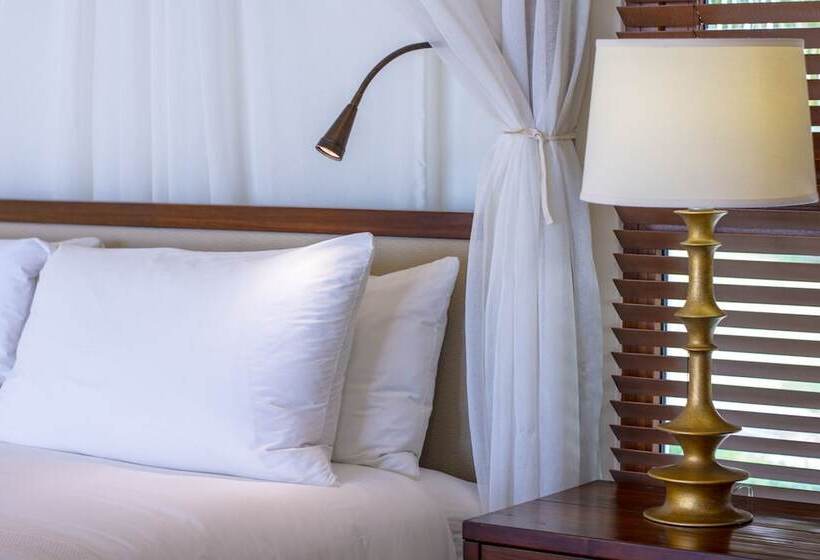 ویلا دلوکس 2 خوابه, Las Verandas Hotel & Villas