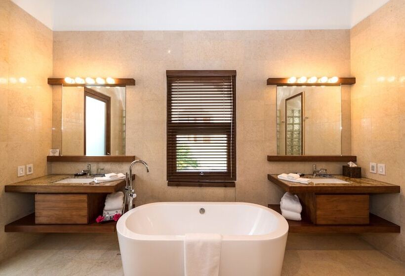 ویلای 2 خوابه با چشمانداز دریا, Las Verandas Hotel & Villas