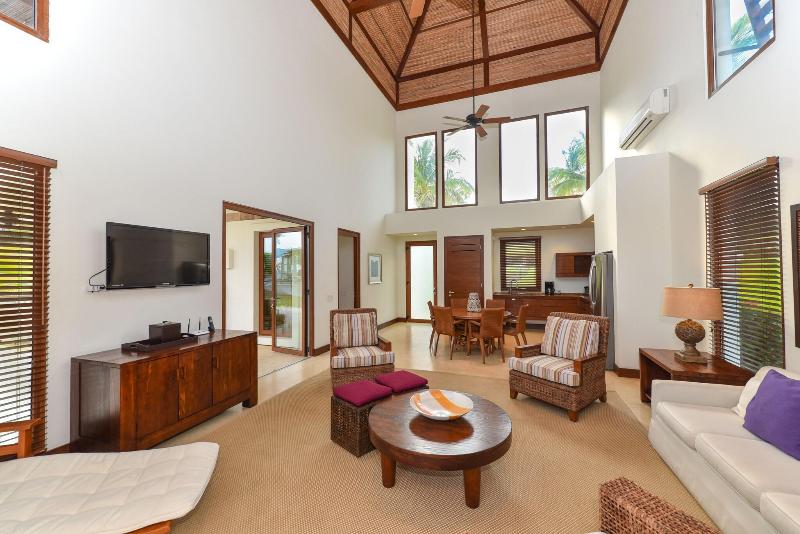 ویلا دلوکس 2 خوابه, Las Verandas Hotel & Villas