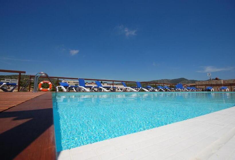 Студио Стандарт с Террасой, Resort Sitges Apartment
