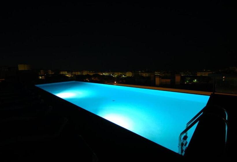 Апартаменты 1 Спальня с Террасой, Resort Sitges Apartment