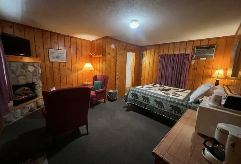 デラックスルーム, Cedars Motel