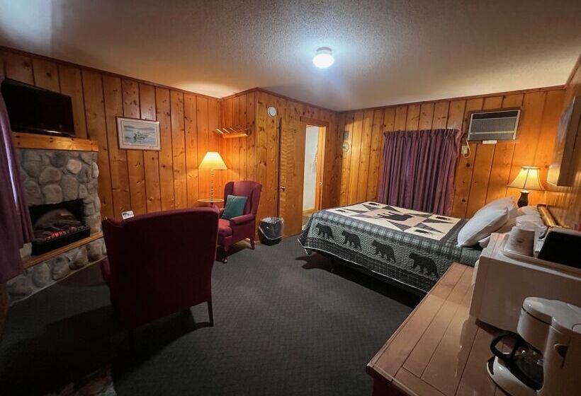 Номер Deluxe, Cedars Motel