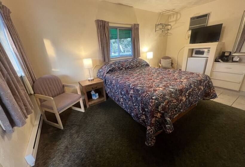 스탠다드 룸, Cedars Motel