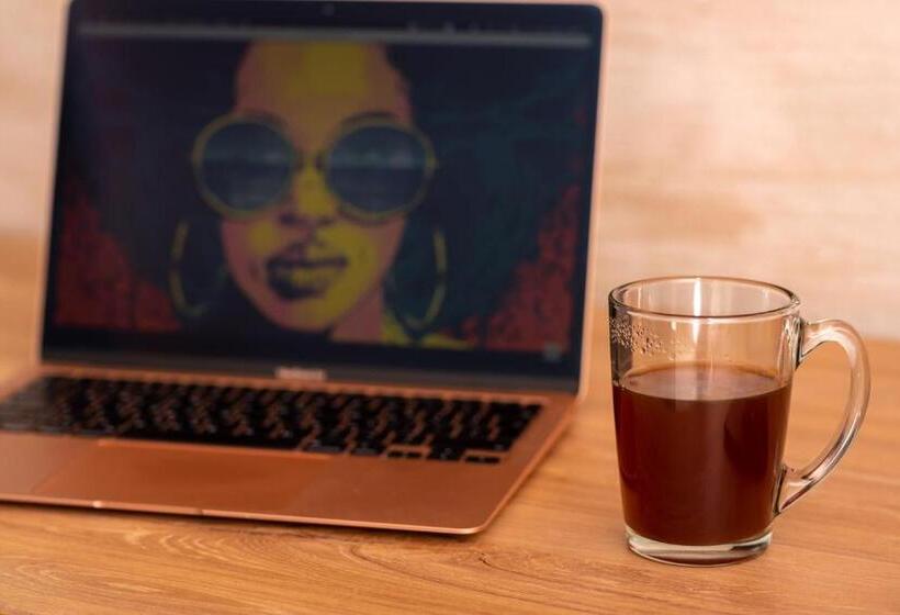 جناح مزود بجاكوزى, Saint Sin Suites  Adults Only