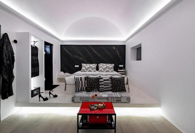 جناح مزود بجاكوزى, Saint Sin Suites  Adults Only