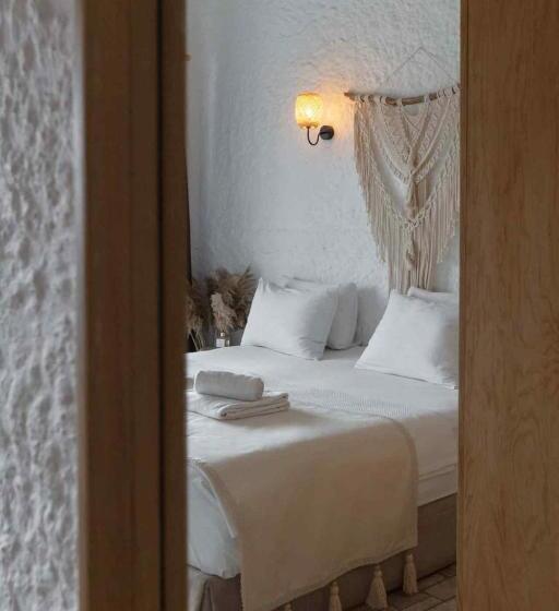 חדר סטנדרט לשלושה, Rupa Hotel Alaçatı  Adults Only