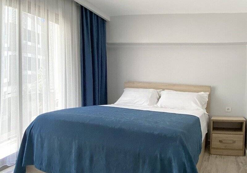 غرفة قياسية مطلّة علي البحر مزوَّدة بشُرفة, Eylül 16 Butik Otel