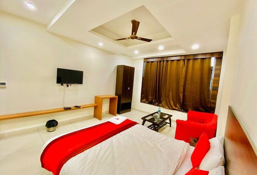 Номер Deluxe, Fabhotel Kinsfolk