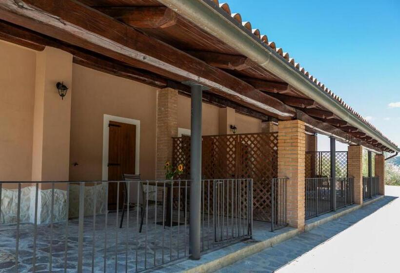 Standard Triple Room with Terrace, Il Borgo Incantato Dependance