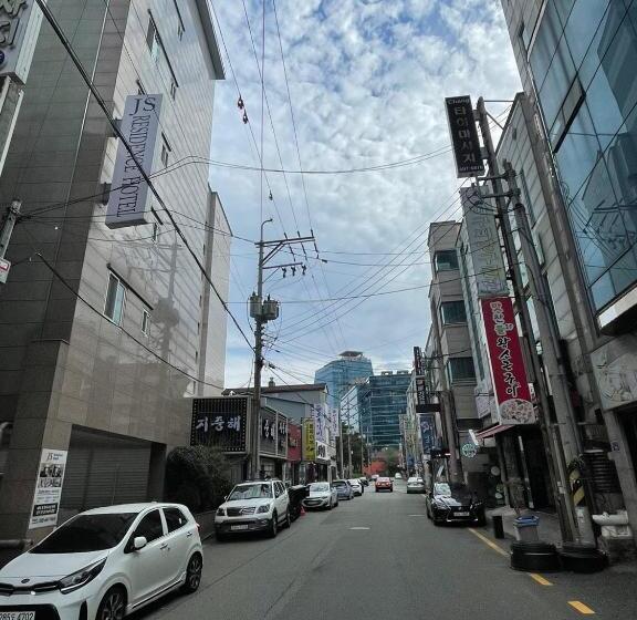 Apartamento Deluxe 1 Quarto, Js Residence Hotel Okpo