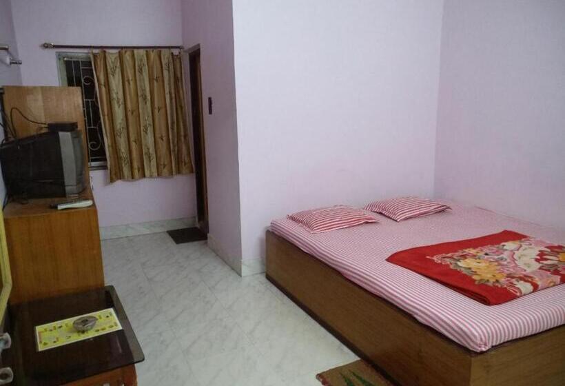 Quarto Quádruplo Estandar, Goroomgo Sunny Digha